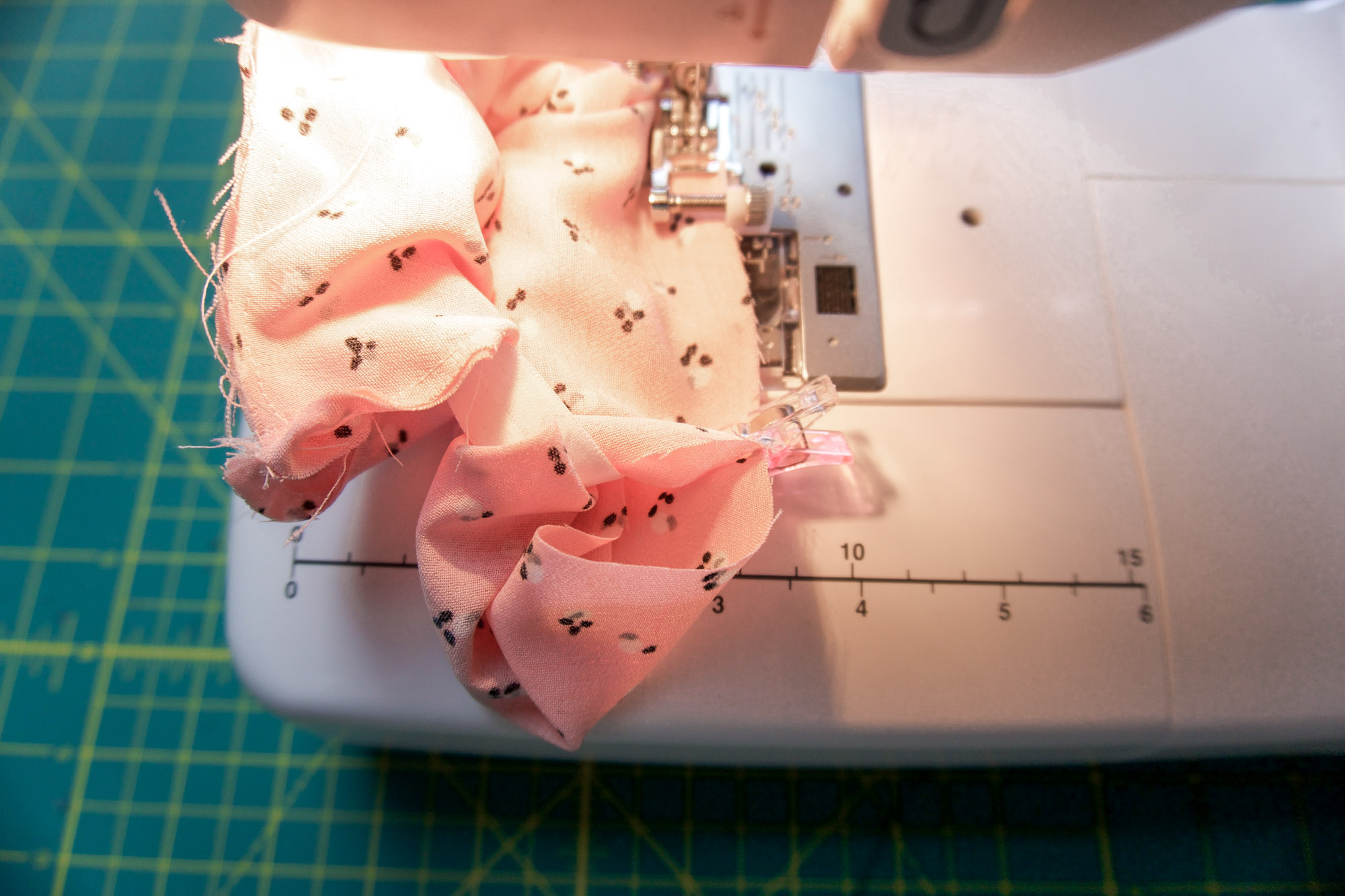 Sewing the homemade scrunchie
